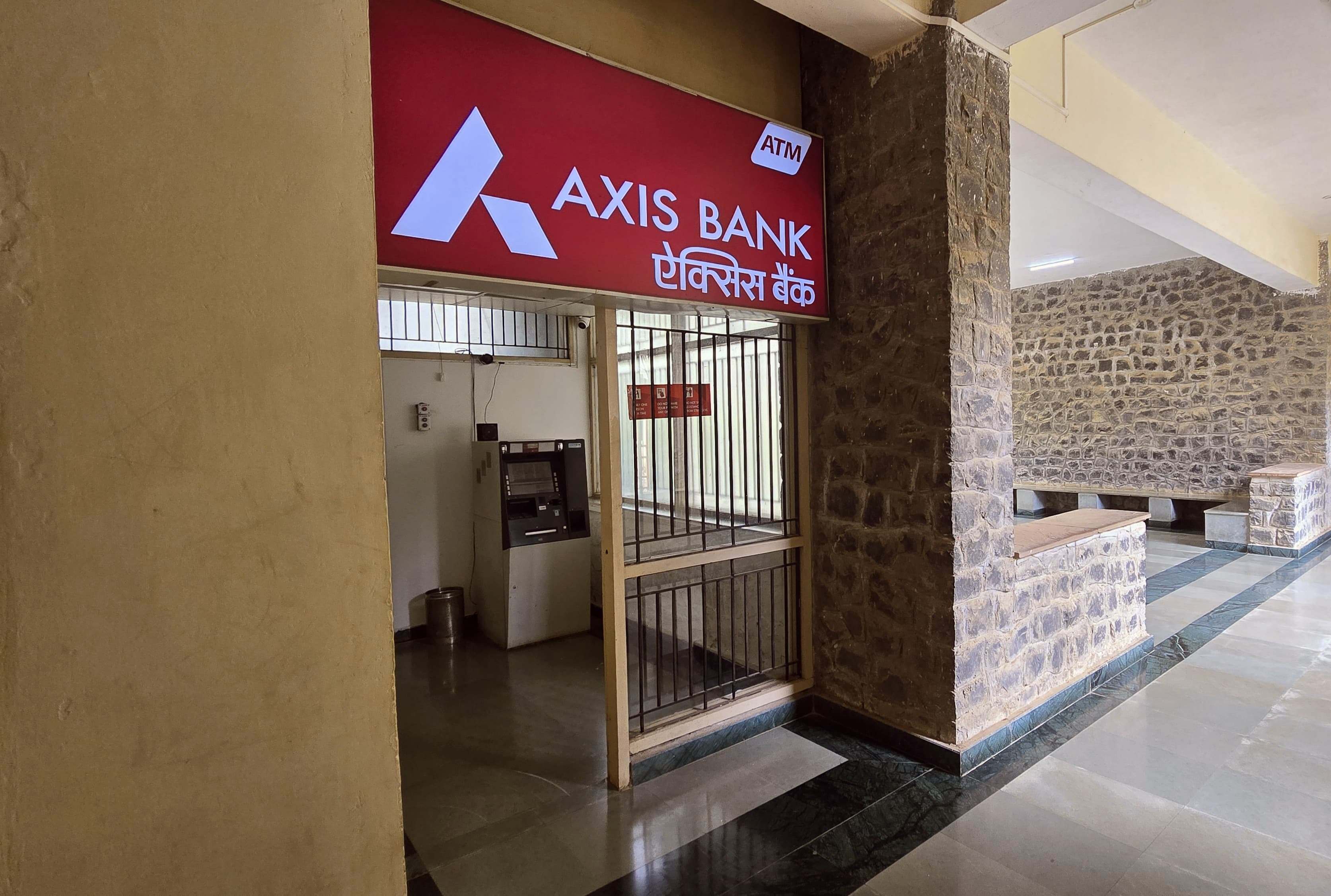 bank
